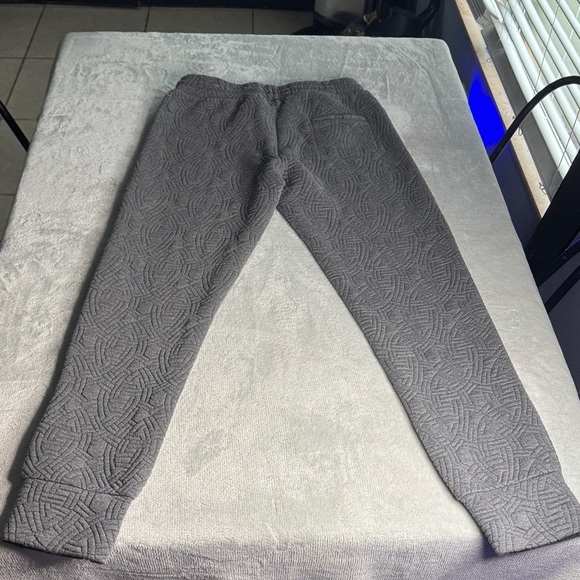 Fabletics Women's Gray Textured Joggers - Picture 4 of 5